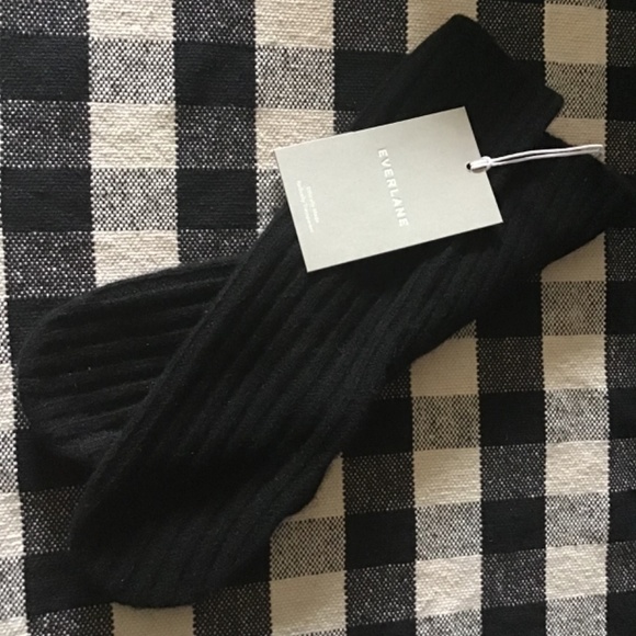 NWT EVERLANE Women The Cashmere Mittens Gloves Black - Picture 2 of 8